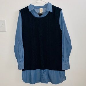 Like new! Long sleeve shirt. 🧣